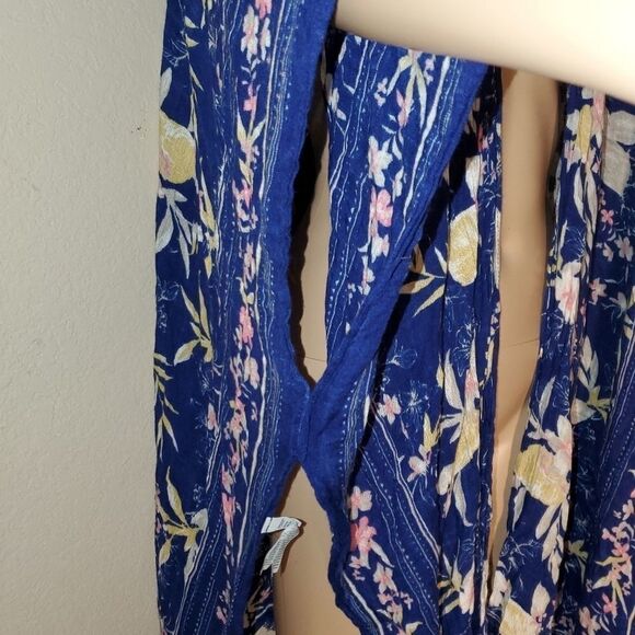 American eagle blue floral print kimono - Picture 8 of 12